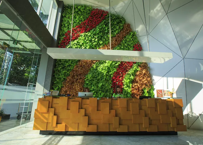 Ascent Hotel & Cafe Malang